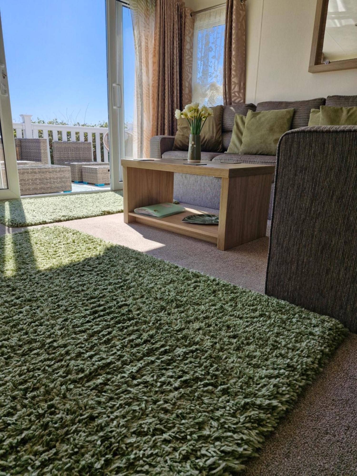 Beautiful 2 Bedroom Caravan, Holiday Park Tenby Saint Florence Exterior foto